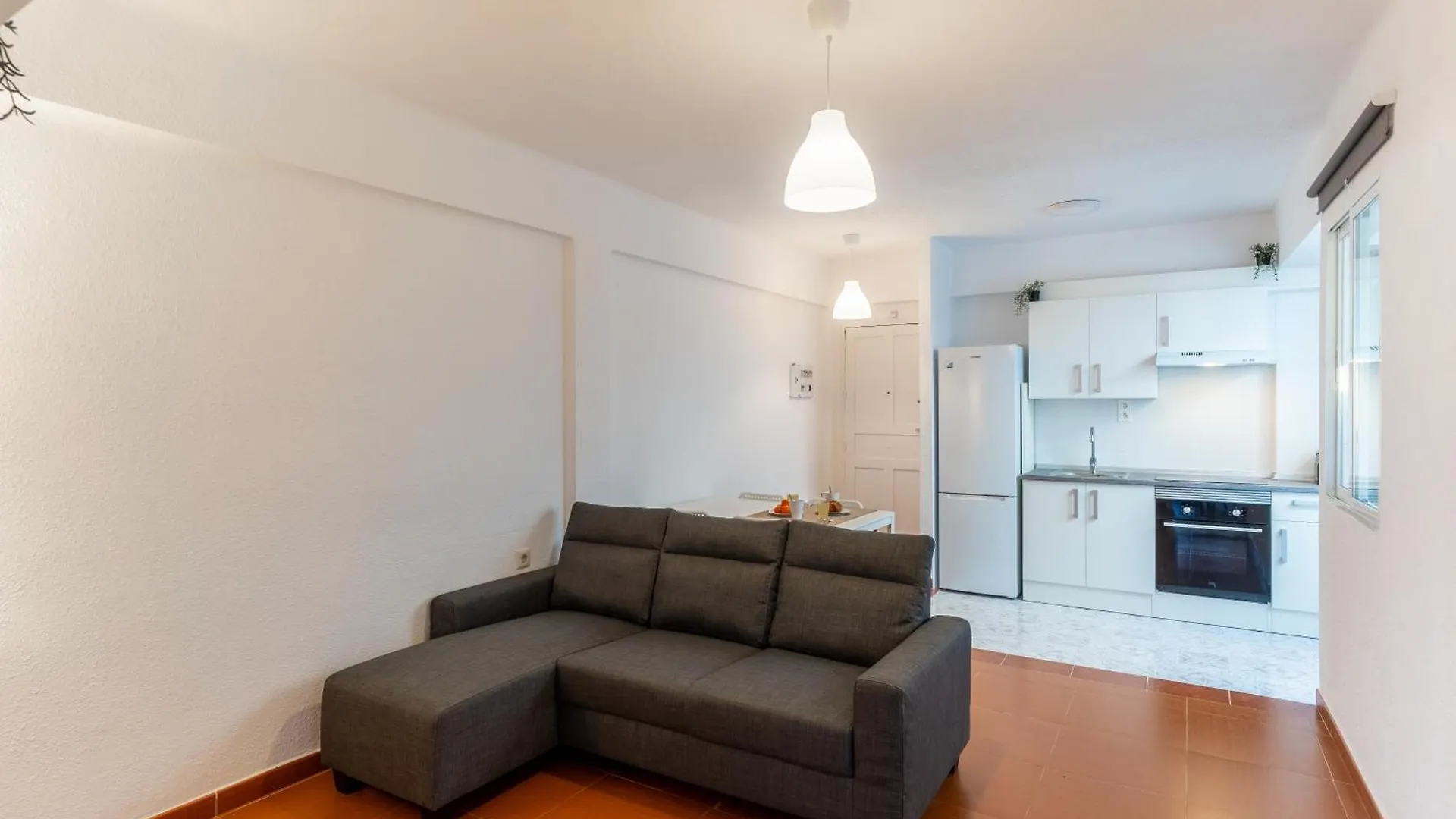 Trendyhomes Palmeral: Playa A 1 Minuto Almeria
